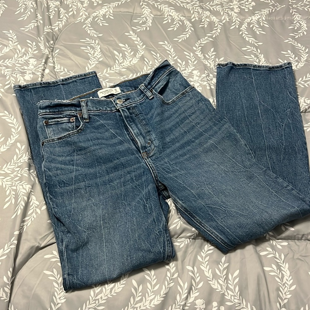Abercrombie & Fitch ‘70s Vintage Flare Ultra High Rise Jeans